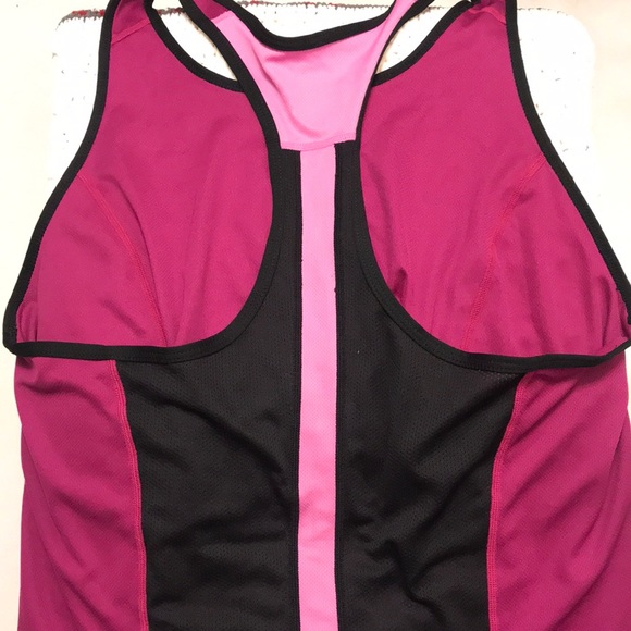 NWOT Nike Tank - Picture 4 of 6